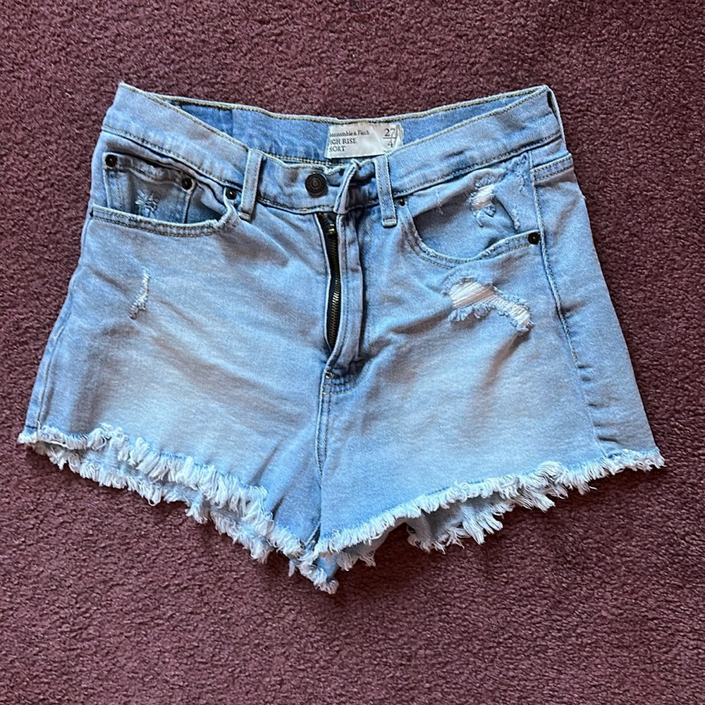 Abercrombie & Fitch High Rise Short
